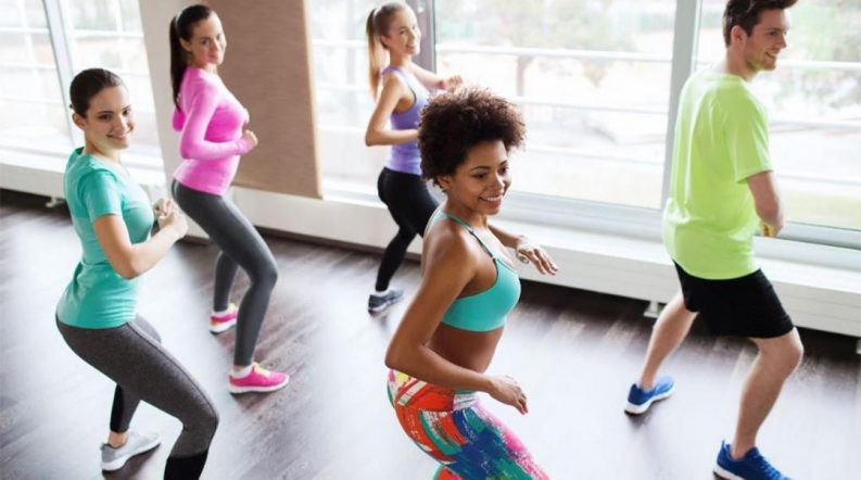 ZUMBA Bailes Latinos Y Coreografías Post