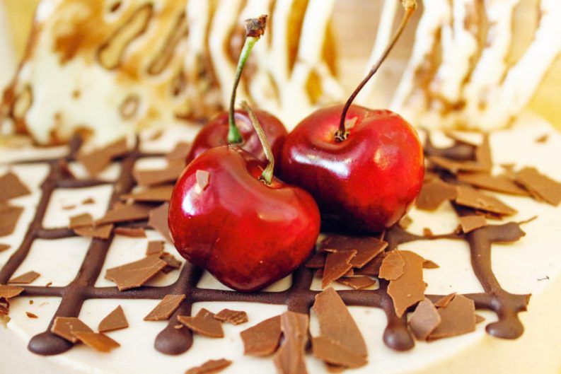 Tarta Cerezas Categoria Adulto (detalle)